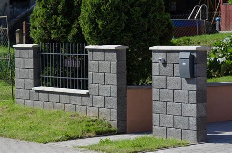 betonové tvarovky a stavební materiály