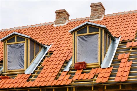 informační graf o postupu renovace střechy