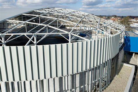 ukázky ocelových a dřevěných konstrukcí