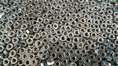 krytky-sroubu-kola-rozmery-a-materialy (rozměry a materiály krytek)