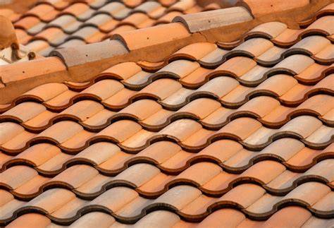 grafika porovnani materialu strešní krytiny