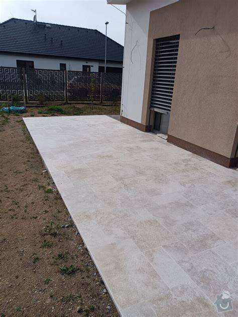 cerne-imitace-kovove-kamenne dlazby vizual