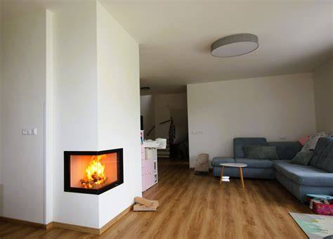 hotová kamna pohled z kuchyně a obýváku