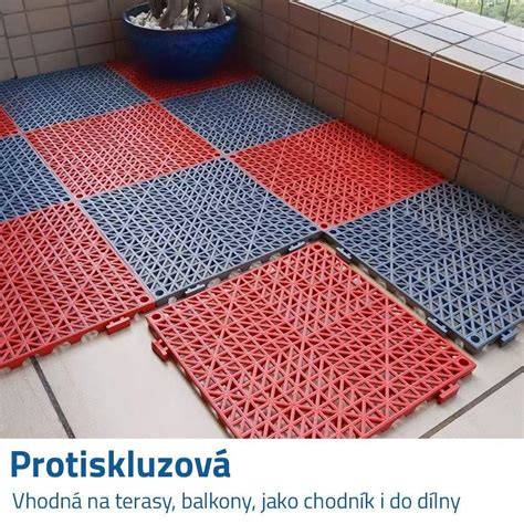 Bezpečná protiskluzová dlažba do sprchy