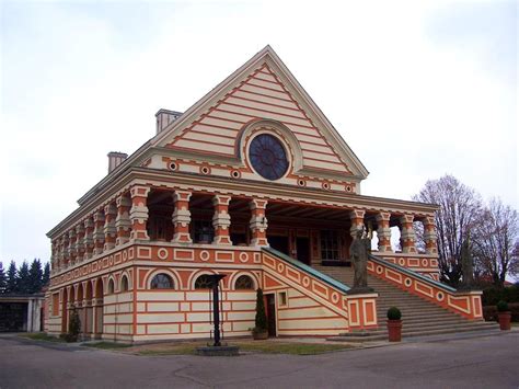 Pardubické krematorium rondokubismus