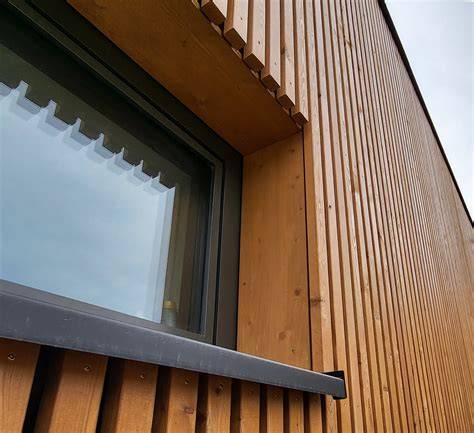 detail žebrování a ventilace v dřevěné fasádě